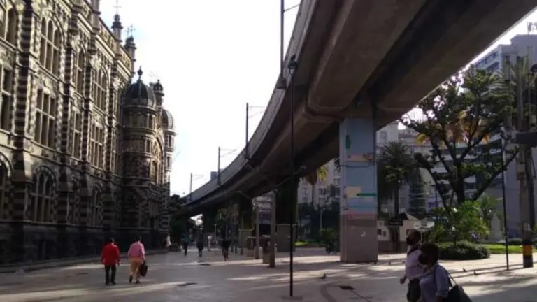 Judicializan a 21 miembros de La Veracruz, red que extorsionaba a comerciantes y trabajadoras sexuales en Medellín.