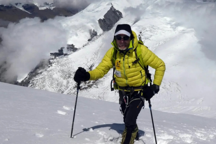 Carlos Soria: a los 86 años desafía el Himalaya y busca el Manaslu