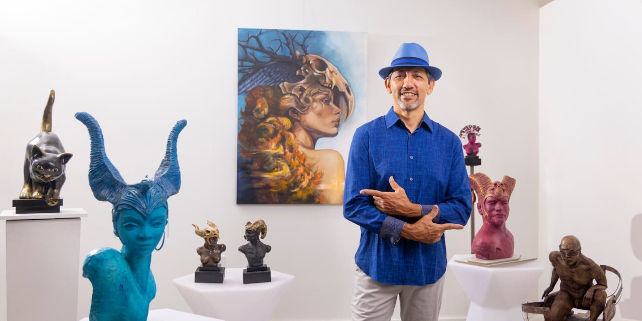 Óscar Esteban, artista nariñense que expone en Miami.