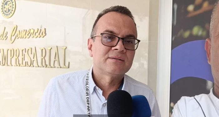 El contralor del Caquetá, Hermes Cuéllar, denunció un caso de suplantación con uso indebido del nombre de un funcionario y pidió no caer en engaños.