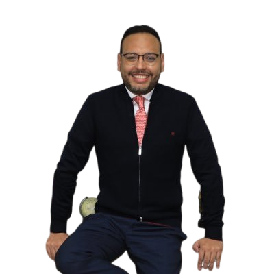 Julián Molina, ministro.