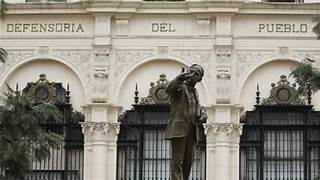 La Defensoría del Pueblo advierte incumplimiento del Gobierno Petro en cuota de género, exigiendo más representación femenina.