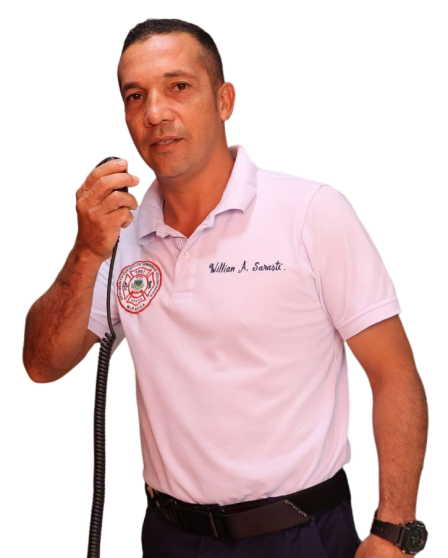Willian Sarasti, bombero.