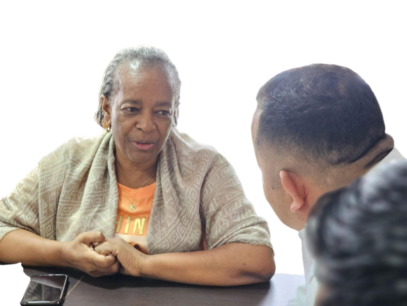 Sor Inés Larrahondo, secretaria.