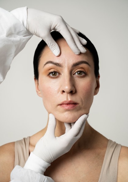 ROSTRO CANSADO: CÓMO DEVOLVERLE VITALIDAD A TU EXPRESIÓN FACIAL