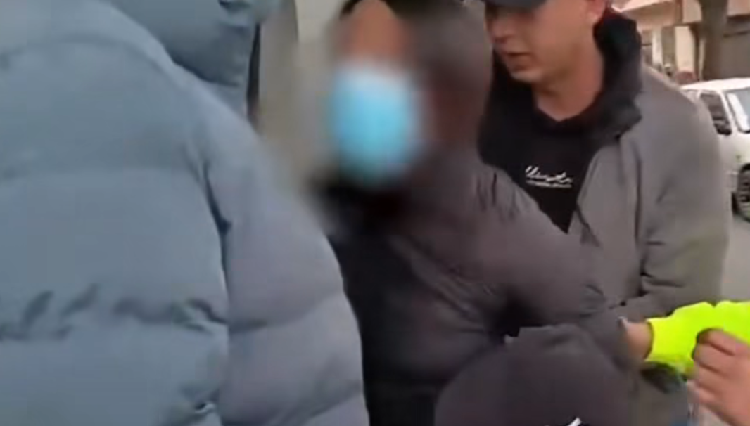 mujer extorsionaba a comerciantes