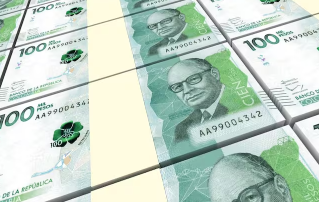 billetes falsos de $100.000