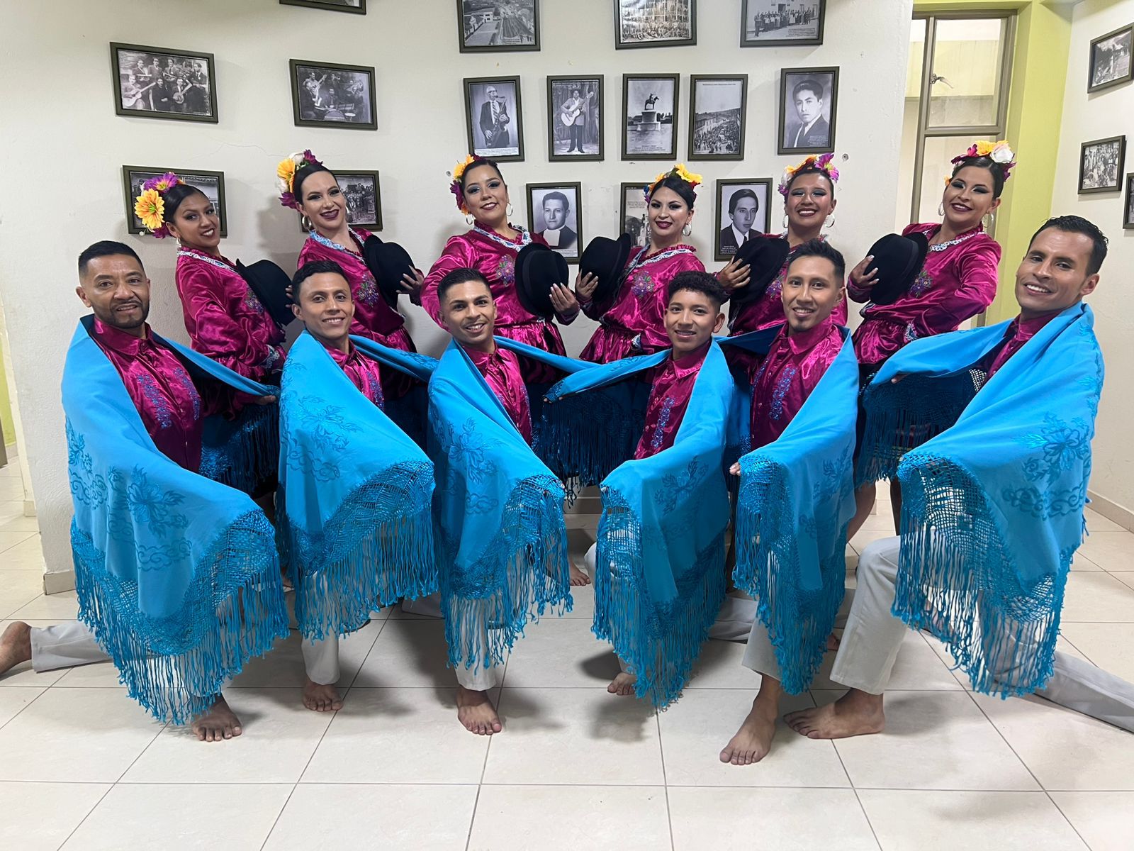 Killawayra no solo baila. Sopla como brisa de luna, tocando corazones, moviendo conciencias y celebrando la riqueza de ser, de pertenecer, de recordar.