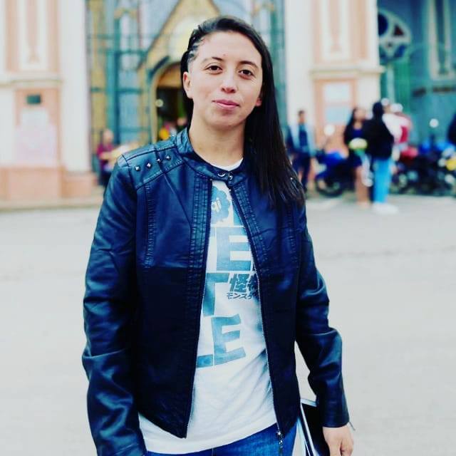 Lili Checa, artista de Guaitarilla.