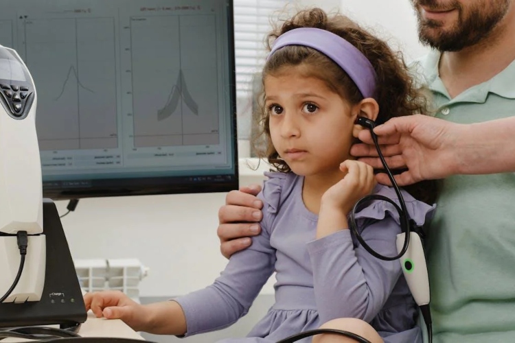 Científicos logran revertir la sordera con una sola inyección viral