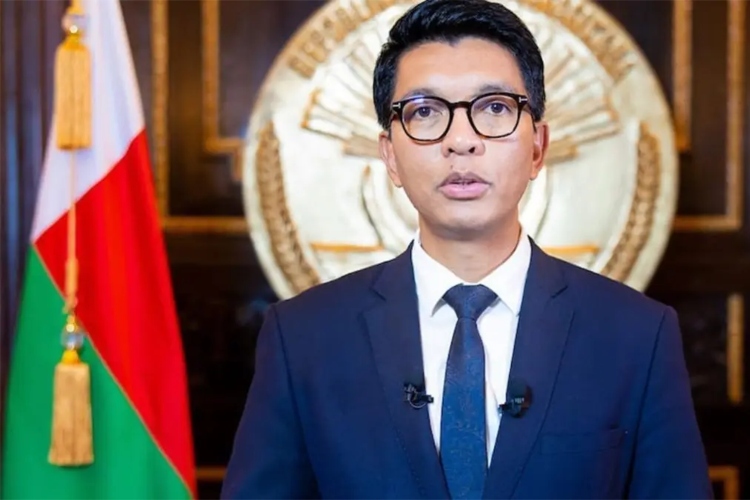 La Asamblea de Madagascar destituye al presidente en una votación histórica