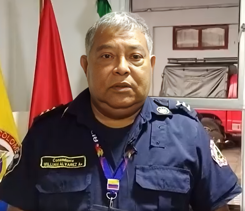 Controlan incendio estructural