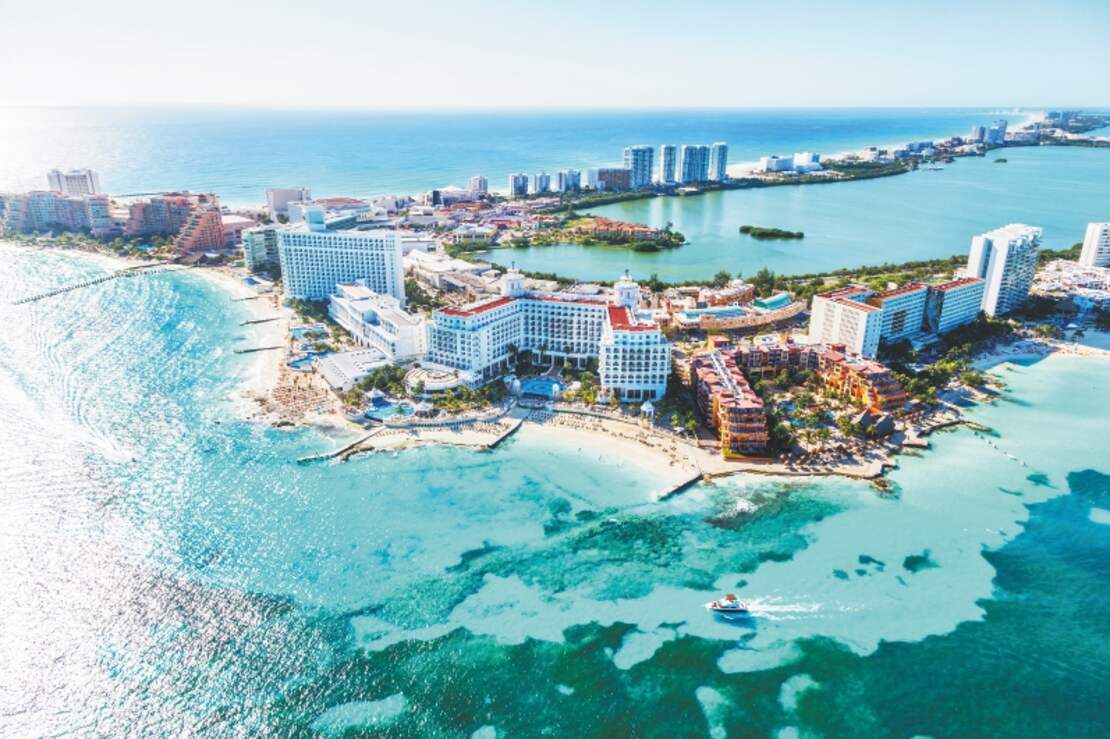 El dólar a la baja impulsa los viajes al exterior: destinos en auge para los colombianos
