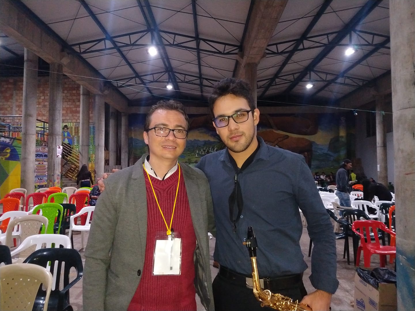 Daniel Vallejo, director-compositor y Jairo Zambrano Ortiz saxofonista y director de bandas.