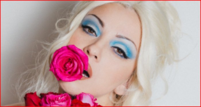 Latin Grammys- Mon Laferte- COLOMBIA- 8nov-Femme Fatale-