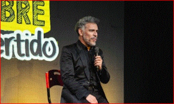 Plaza las Américas- Un Hombre Divertido- Teatro- Bogotá- José Manuel Ospina-