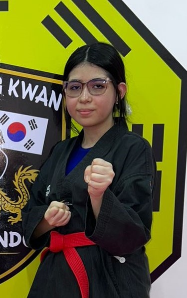 Valeria Acosta Cabrera, joven promesa del taekwondo huilense