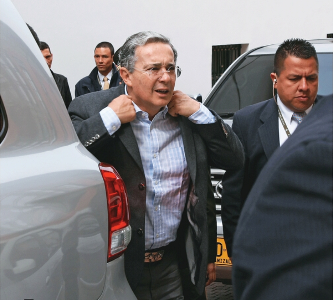 https://www.google.com/imgres?imgurl=https://pbs.twimg.com/media/BmBISTlIEAAyAs6.png&imgrefurl=https://x.com/RevistaSemana/status/459446642216013825&h=624&w=600&tbnid=lwhXloJjgvLBDM&source=sa.im&tbnh=565&tbnw=543&usg=AI4_-kQTRG_-7kc3uVElFgyoS1I4EWwX7Q&vet=1&docid=Q2u3d95LGcgynM