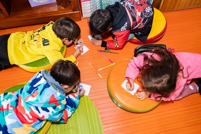 Lasse Lipponen- Colombia- Educación- Niños- HEI Schools-