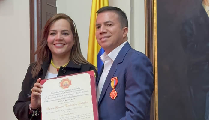 EXALTACIÓN A DIRIGENTE