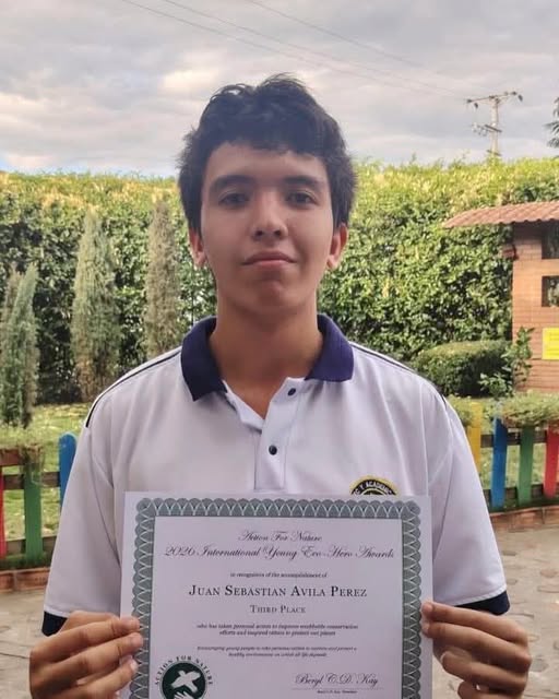 HÉROE SIN FRONTERAS