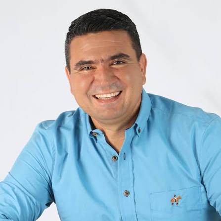 COMUNIDAD EXIGE OBRA VÍAL