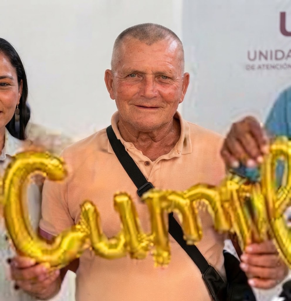 UNA VIDA ENTRE LAS SOMBRAS